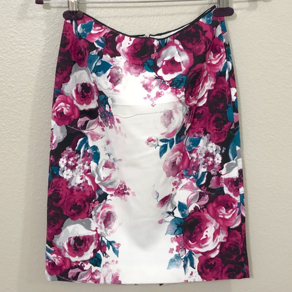 WHITE HOUSE BLACK MARKET Pencil Skirt Floral Watercolor Print